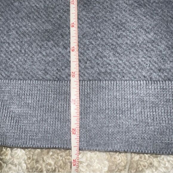 Vineyard Vines size XL sweater - Picture 5 of 6